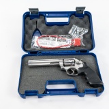 S&W 617-6 22lr 6