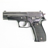West German SigSauer P226 9mm Pistol U492883