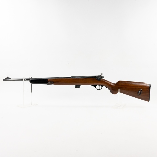Mossberg 152 .22lr Rifle (c) NSN