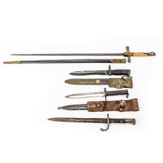 Mixed Group of Blades