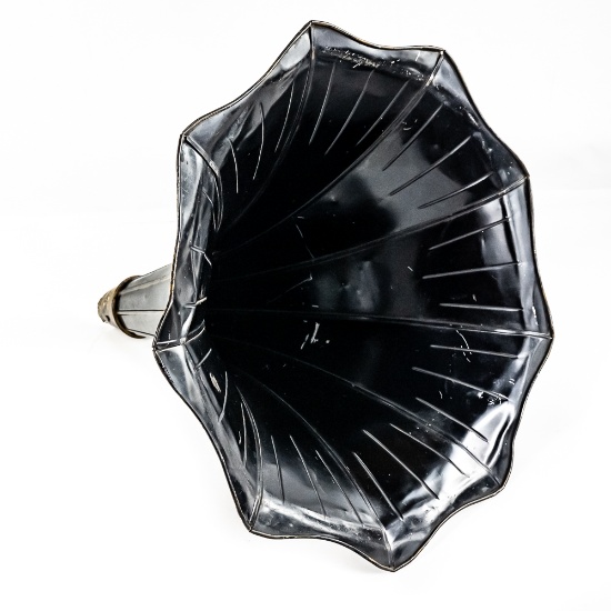 Victor MG Phonograph Horn