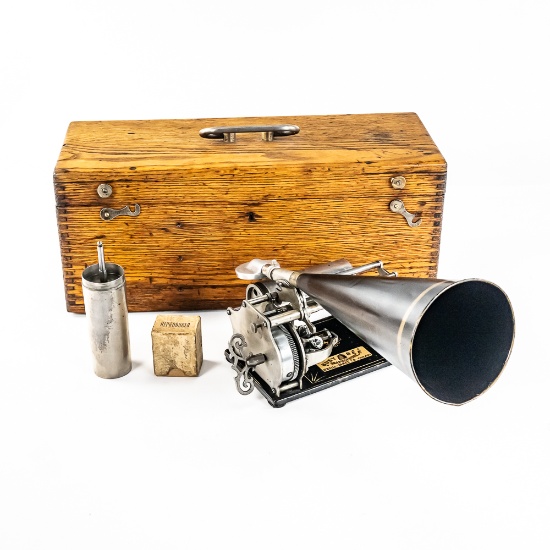 Busy Bee Cyl Phono w/Horn / Carrying Case & More