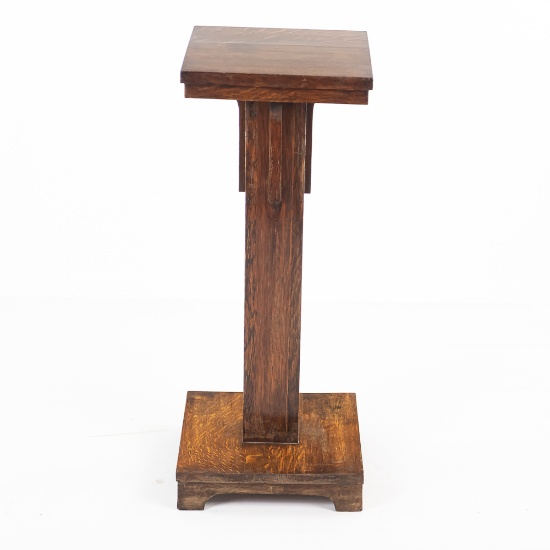 31" Oak Pedestal