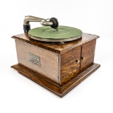 Victor Victrola IV Table Top Disc Phonograph
