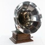 Zonophone Grand Opera Disc Horn Phonograph