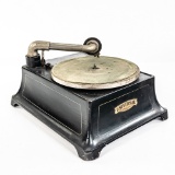 Universal Cast Iron Table Top Disc Phonograph