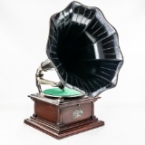 Victor VV-IV Disc Horn Phonograph