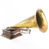 Victor Type M First Style Disc Horn Phonograph