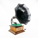 Victor #1 Second Style Disc Horn Phonograph