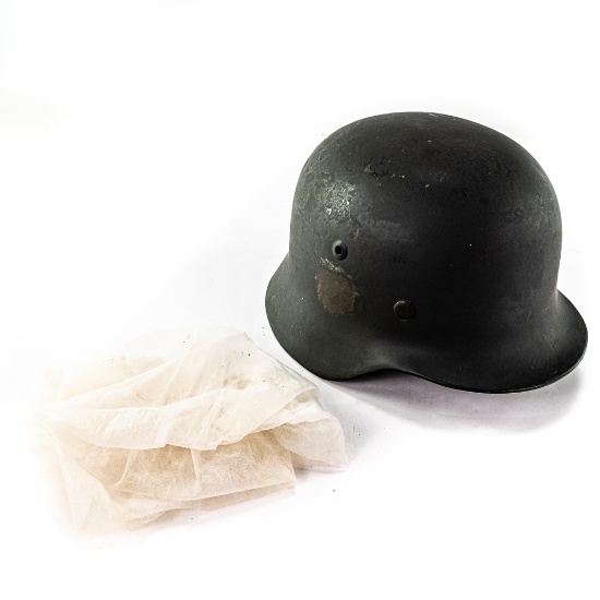 WWII German M35 Size 64 Single Decal Helmet