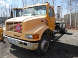 2000 International 4900 Cab & Chassis