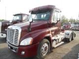 2012 Freightliner Cascadia Tandem Axle Day Cab
