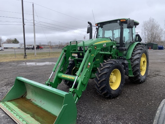 John Deere 6135E Tractor