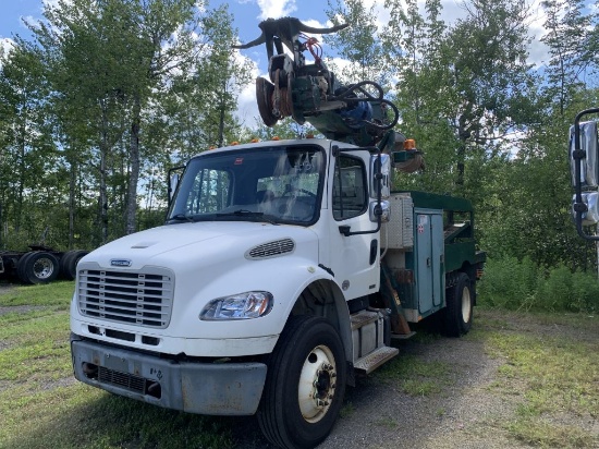 2012 Freightliner M2 106 Digger Derrick