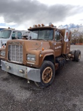 Mack Econodyne Single Axle Sleeper Cab