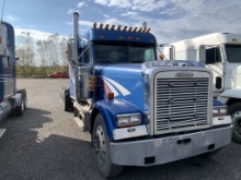 1999 Freightliner Classic XL Tandem Axle Sleeper Cab