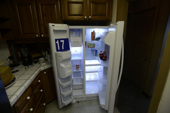 2017 Kenmore Side By Side Refrigerator