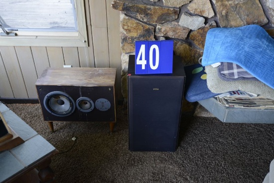 Pair Of RCA Speakers – Old, Well Used