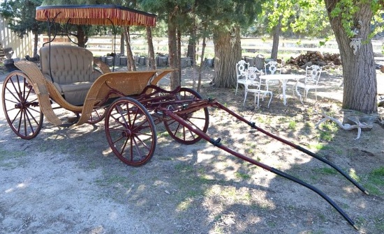 Wicker Phaeton Horse Carriage