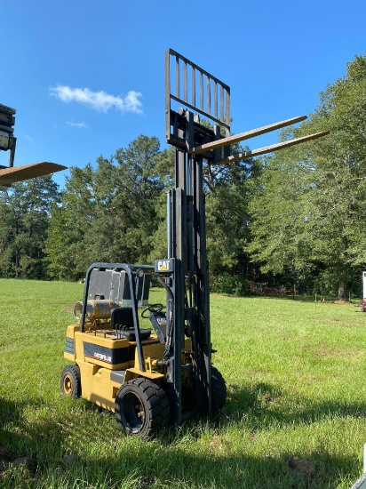 CATERPILLAR MODEL V50E PROPANE FORKLIFT