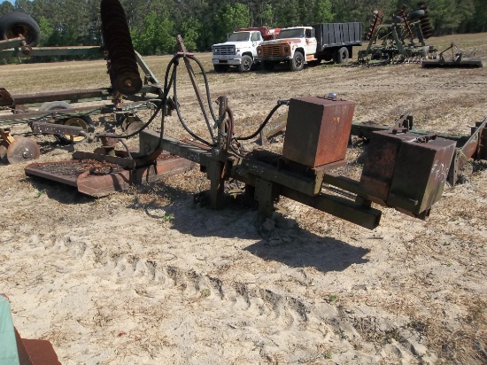 920   DITCH BANK CUTTER