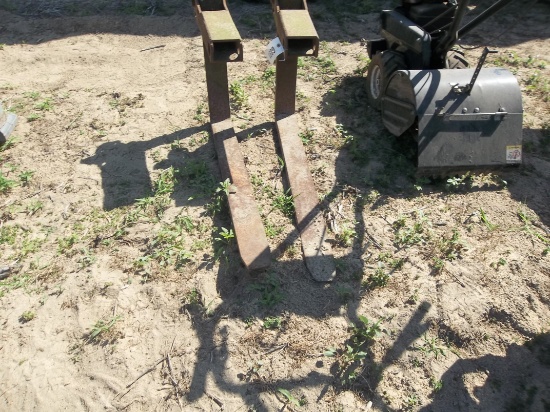 891       FORKS