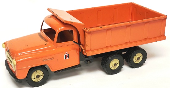 IH A Series Dump Truck