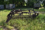 John Deere LR2 side delivery rake