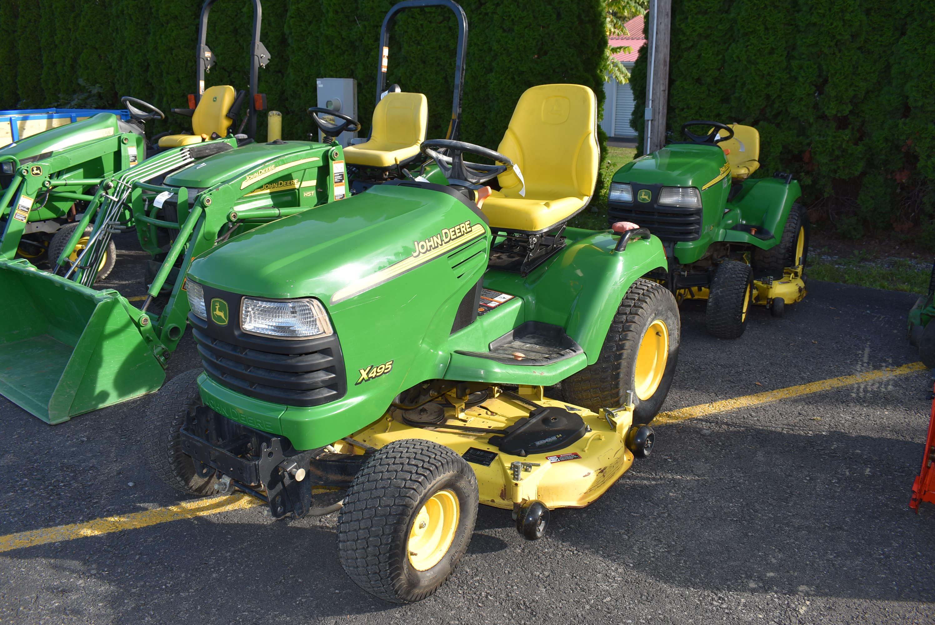 John Deere X495 Mower w 54