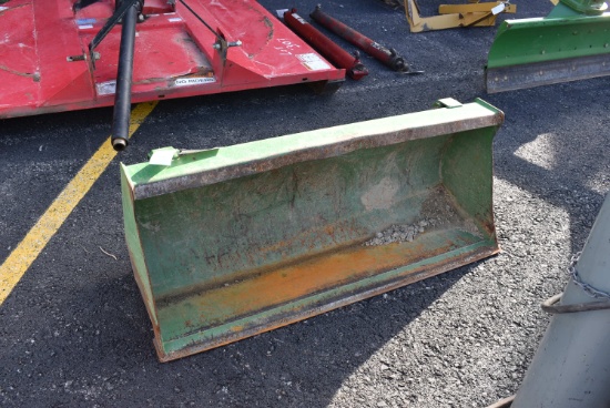 John Deere Bucket Loader