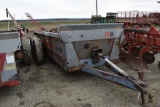New Idea 3632 Manure Spreader