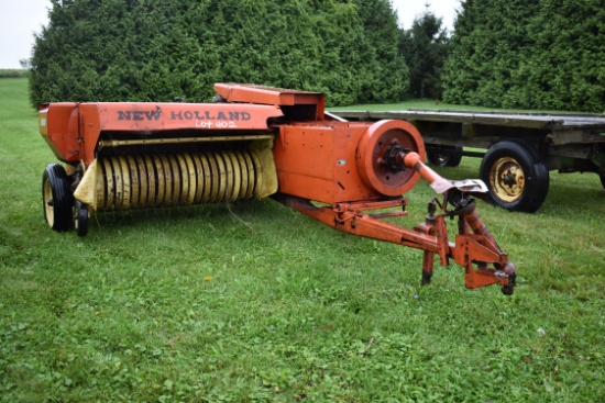 NH 275 square baler