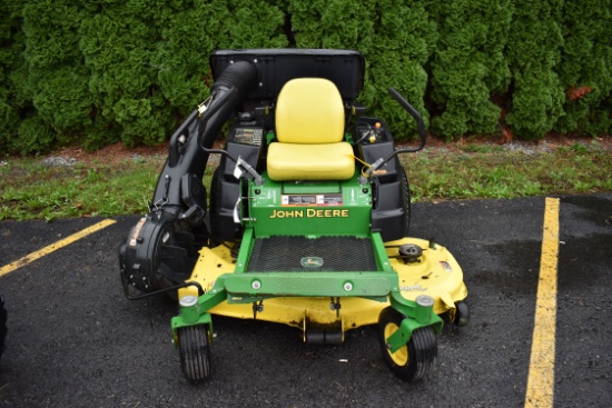 2015 JD Z435 zero-turn mower