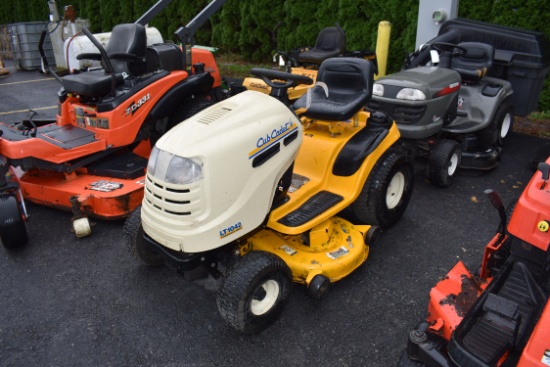 Cub Cadet LT1042 mower, 42" deck