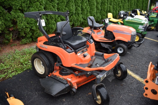 Kubota ZG23 zero-turn mower