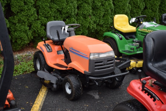 Husqvarna YTH 180 mower, 42" deck