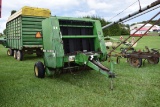 JD 375 baler