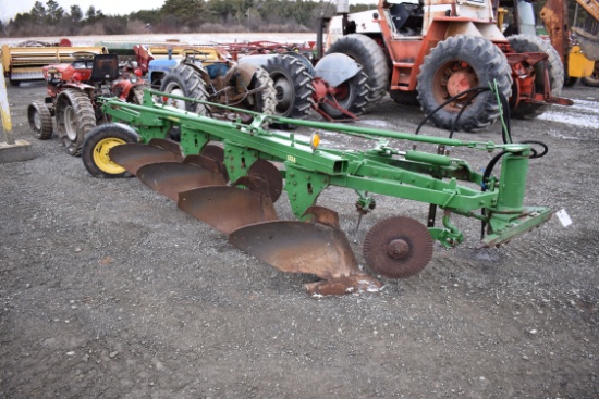 John Deere 4btm Plow