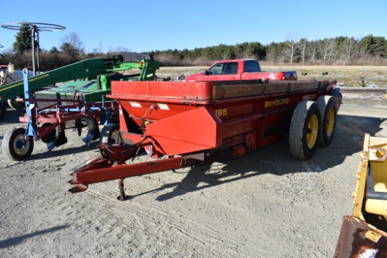 NH 185 Manure Spreader