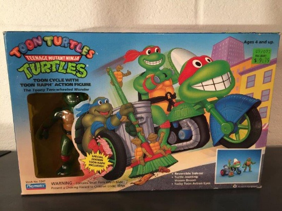 Playmates Teenage Mutant Ninja Turtles Toon Turtles Toon Cycle With Toon Raph