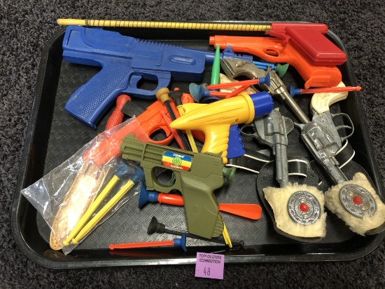 LARGE LOT VINTAGE TOY GUNS, CAP, AND MORE