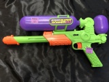 SCARCE SUPER SOAKER WATER RIFLE