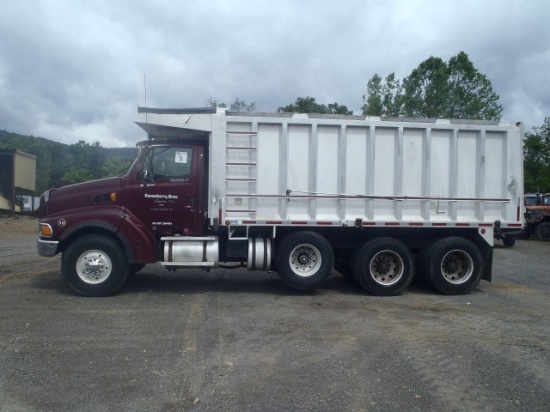 1998 FORD LOUISVILLE TRI/A DUMP  CAT 3406 E 475 HP DSL, EF 10SPD, J&J 19 1/2' ALUM DUMP BODY, 46K LB