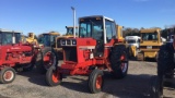 International 1086 Farm Tractor