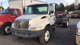 2001 International 4400 Cab & Chassis
