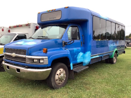 2008 Chevy 4500 Shuttle Bus