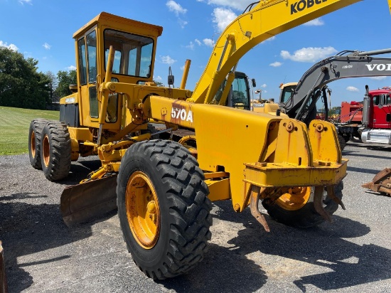 John Deere 570A