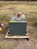 Hydraulic tank