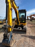 JCB 8045 ZTS, Cab, Heat, AC, Leveling Blade, Plumbed, Hyd Thumb, Coupler, GP Bucket, SN: 072998,