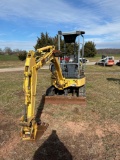 John Deere 17ZTS, Orops, Leveling Blade, Plumbed, Coupler, GP Bucket, SN: 210646, Hours: 1937